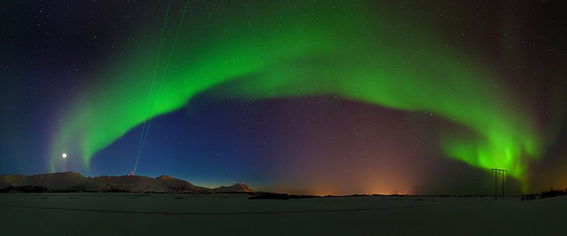 Northern Lights by Roy Samuelsen