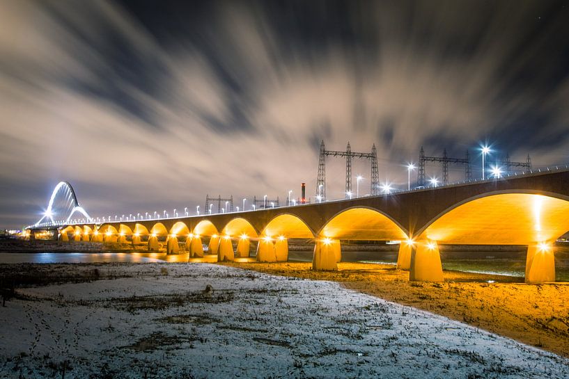 De Oversteek by Robert van Grinsven