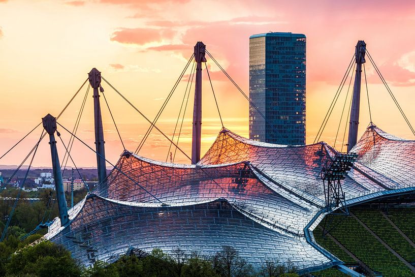Toit olympique / Stade olympique dans le parc olympique de Munich par Werner Dieterich