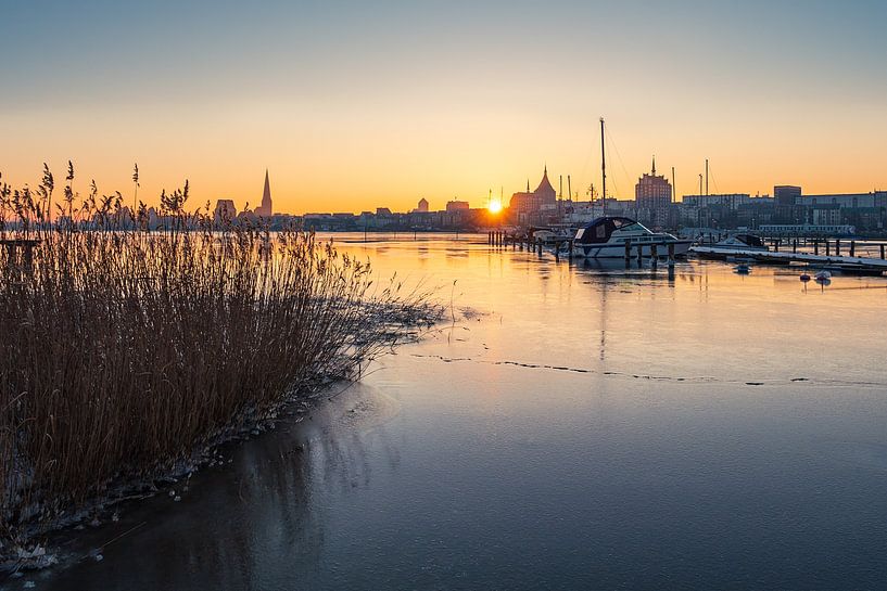 View over the Warnow to Rostock in winter by Rico Ködder