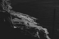 Jet skis dans l'océan Atlantique près de Nazaré Portugal