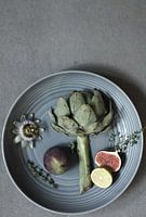 Still life artichoke & fig