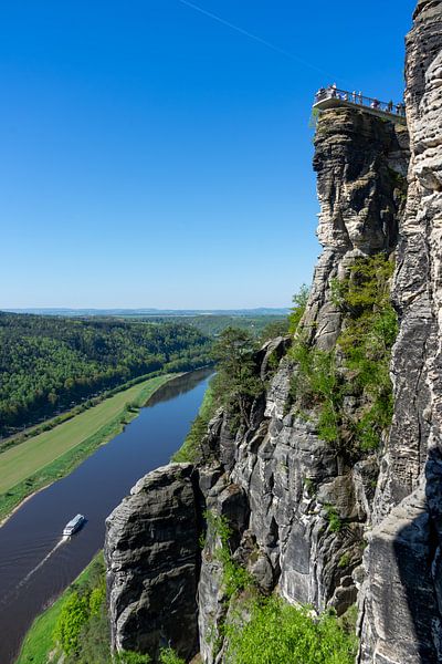 Blick auf die Elbe mit den Felsen von der Bastei im Elbsandsteingebirge in Sachsen von Animaflora PicsStock