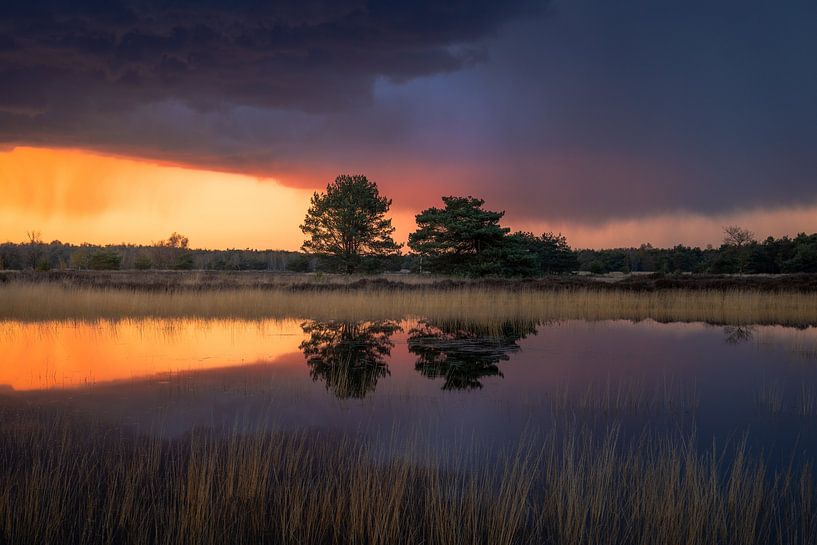 Gewitter mit Sonnenuntergang Regte Heide von Zwoele Plaatjes