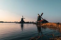 Coucher de soleil à Zaanse au bord de l'eau