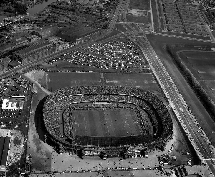 Rotterdamer Feijenoord-Stadion - De Kuip -1957 von Roel Dijkstra