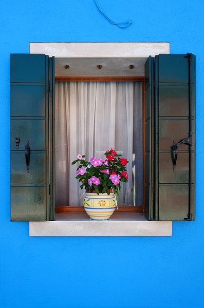 la fenêtre bleue par Karin van Bylevelt