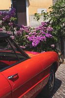 Voiture de collection rouge