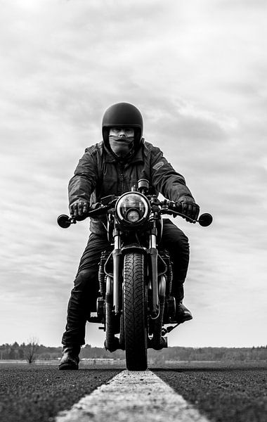 The Cafe Racer At Rest by Kijk eens naar het vogeltje