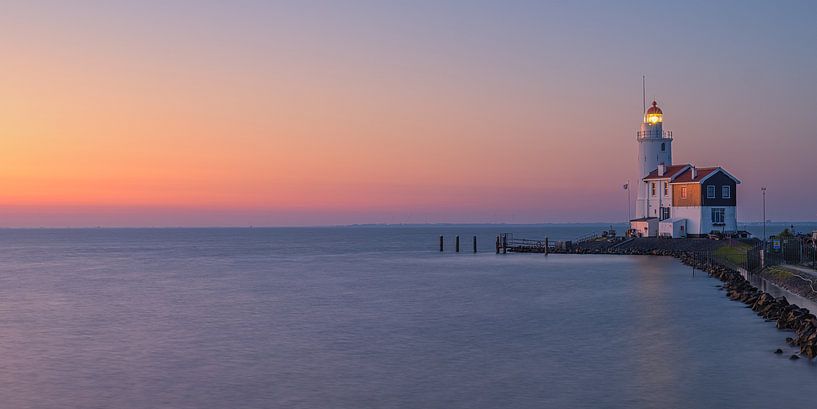 Lever de soleil panoramique sur le cheval de Marken par Henk Meijer Photography