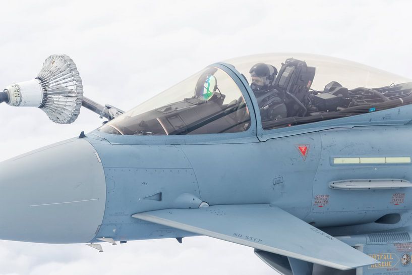 German Typhoon Air to Air refuelling par Jimmy van Drunen