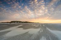 Sonnenuntergang mit Schafswolken