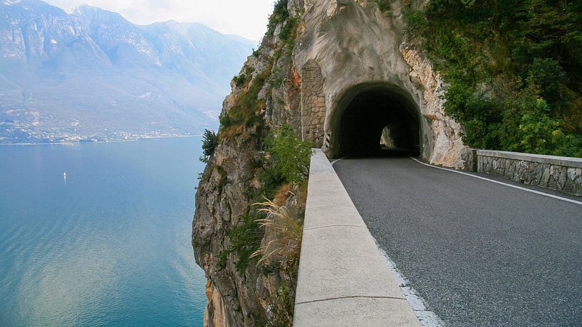 Brasa Schlucht, Gardameer Italie von Chris van Kan