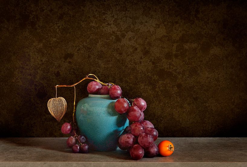 Stilleben mit Trauben II von Corinne Welp