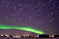 Noorderlicht/poollicht en Sterrenspoor in Rovaniemi, Finland