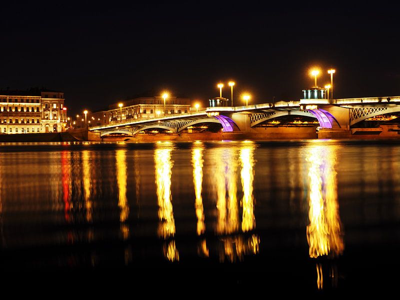 Bridge by night by Atelier Liesjes
