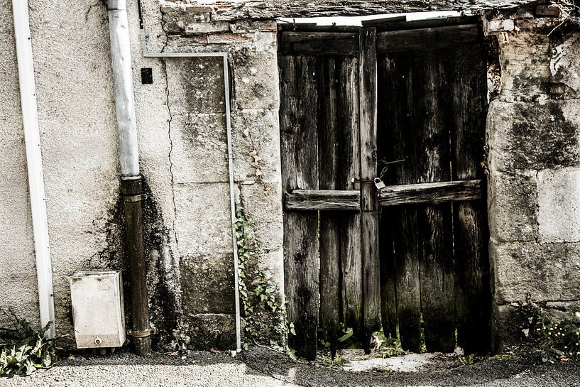 qu'y a-t-il derrière cette porte?1 par anne droogsma