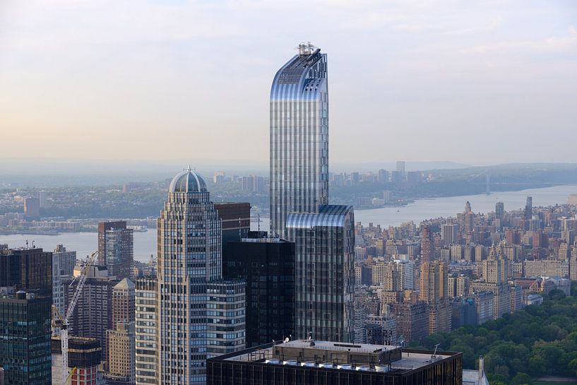 Manhattan avec One57 aka The Billionaire Building vu de l'Empire State Building par Merijn van der Vliet