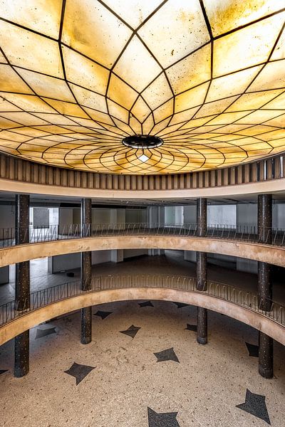 former department stores&#039; in the Eastern Bloc by Gentleman of Decay