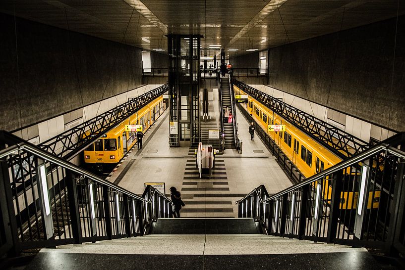 Underground lines by Emil Golshani