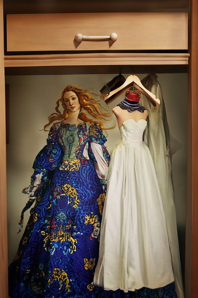 Magische Fotomanipulation der Venus: Die Göttin der Liebe und Schönheit in verzauberter Verwandlung von Elianne van Turennout