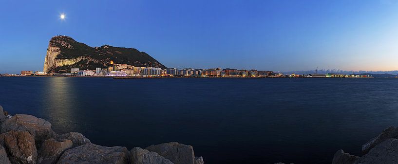 Gibraltar Panorama at the blue hour by Frank Herrmann