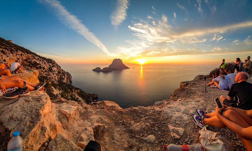 Coucher de soleil spectaculaire Es Vedrà , Ibiza Espagne par Patrick Fotografeert