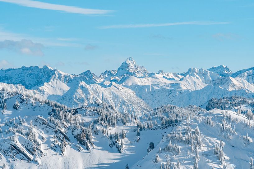 Les hautes Alpes de l'Allgäu en hiver avec Hochvogel par Leo Schindzielorz