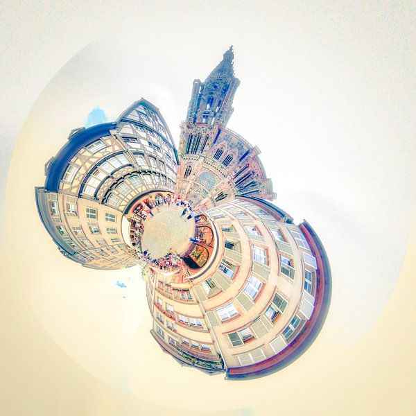 Mini-planeet 360° Notre-Dame kathedraal van Straatsburg. van Paul Marnef