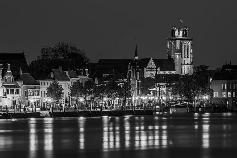 La Grote Kerk et le Groothoofd à Dordrecht en noir et blanc par Tux Photography
