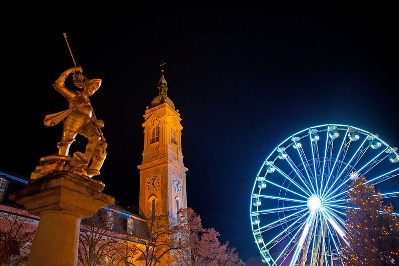 Eisenach (Thuringe) - L'église Georgenkirche, la fontaine Georgsbrunnen et la grande roue par t.ART