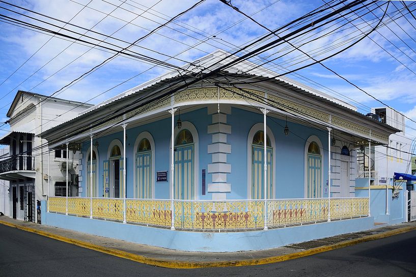 The corner house by Frank's Awesome Travels