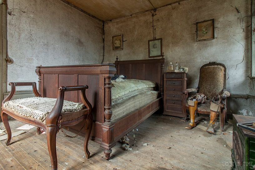 Abandoned house with antique prosthetics by Anthony Clauws