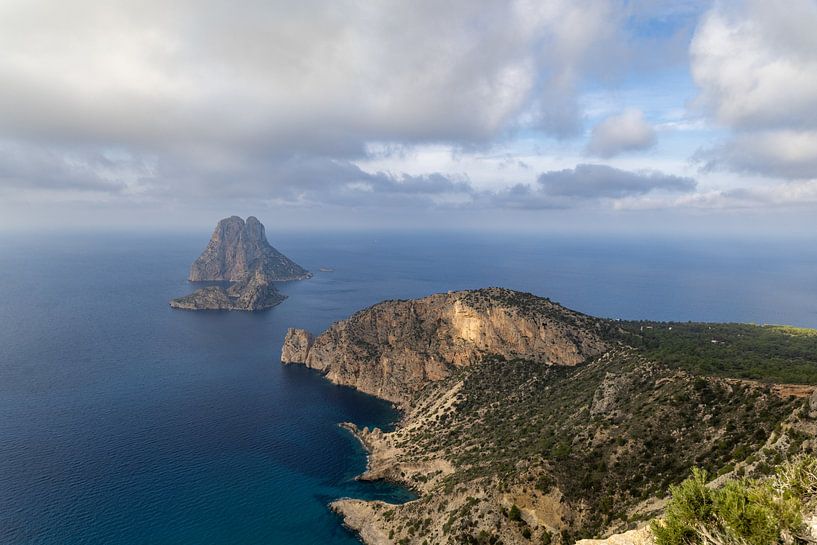 Hidden place in Ibiza by Dennis Eckert