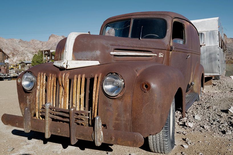 Camper dans une ville fantôme / Camping in der Geisterstadt par Christian Konschewski
