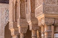 Piliers de l'Alhambra de Grenade