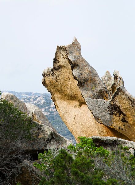 Wächter Sardinische Felsen von Erna Kampman
