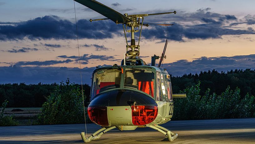 Königliche Marine Agusta - Bell 204B (I) UH-1. von Jaap van den Berg