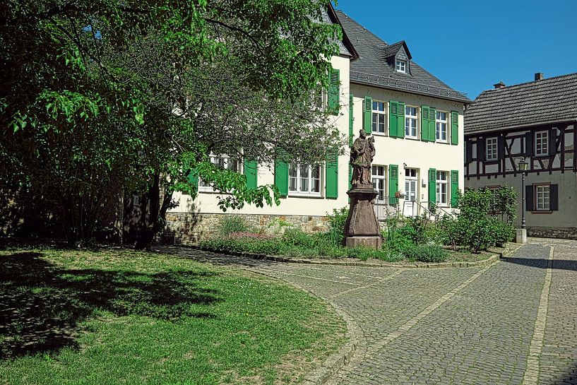 Idyllic village square in heavenly tranquillity by Thomas Riess