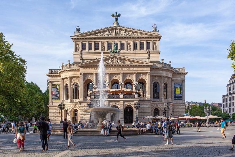 Old Opera House, Frankfurt by Torsten Krüger