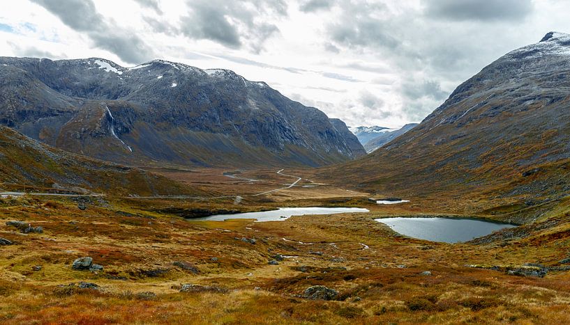 Autumn colours Norway by Menno Schaefer