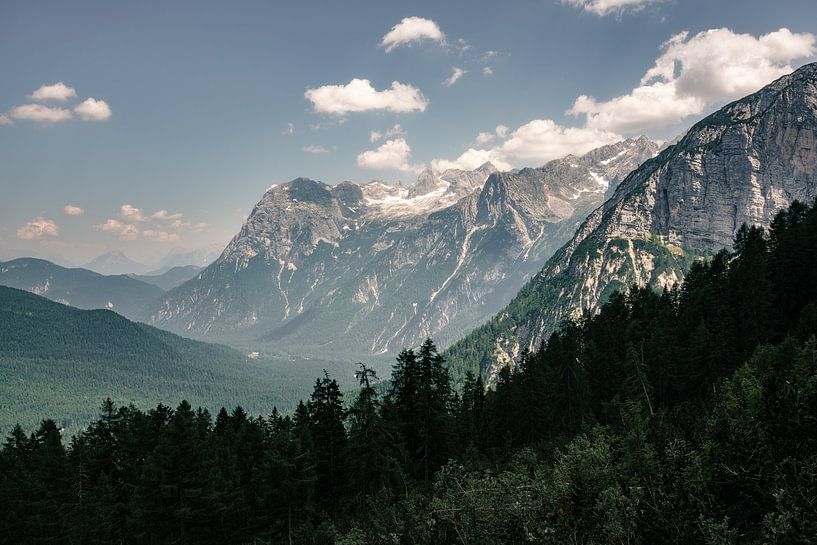 Berglandschaft in den Dolomiten von road to aloha