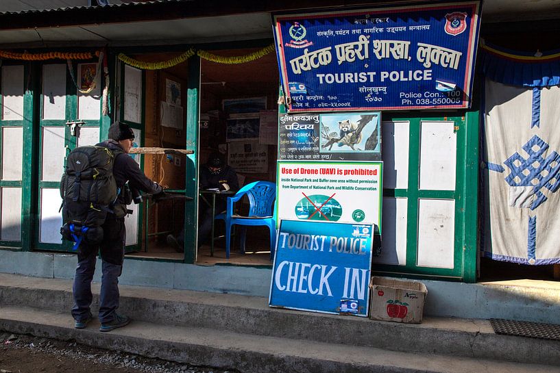 Tourist Police - Check in. by Ton Tolboom