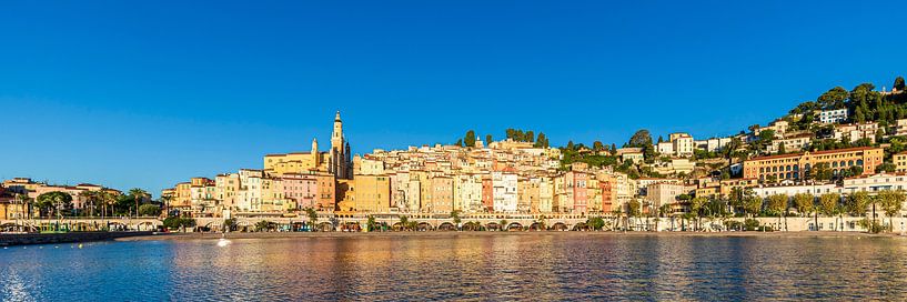 Panorama Malerische Altstadt von Menton in Frankreich von Werner Dieterich