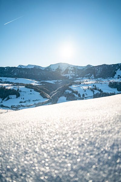 Winterlicher Blick von Oberstaufen auf den Hochgrat, Steibis von Leo Schindzielorz