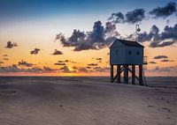 Sonnenuntergang ertrinkendes Haus terschelling