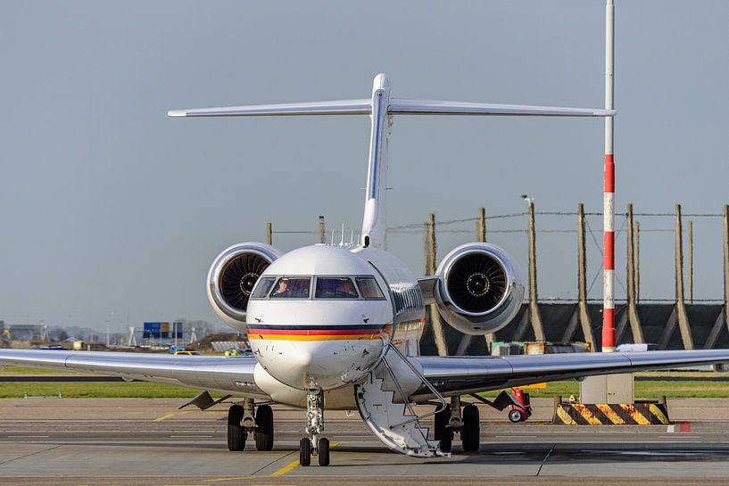 Bombardier BD-700 Global Express de la Luftwaffe. par Jaap van den Berg
