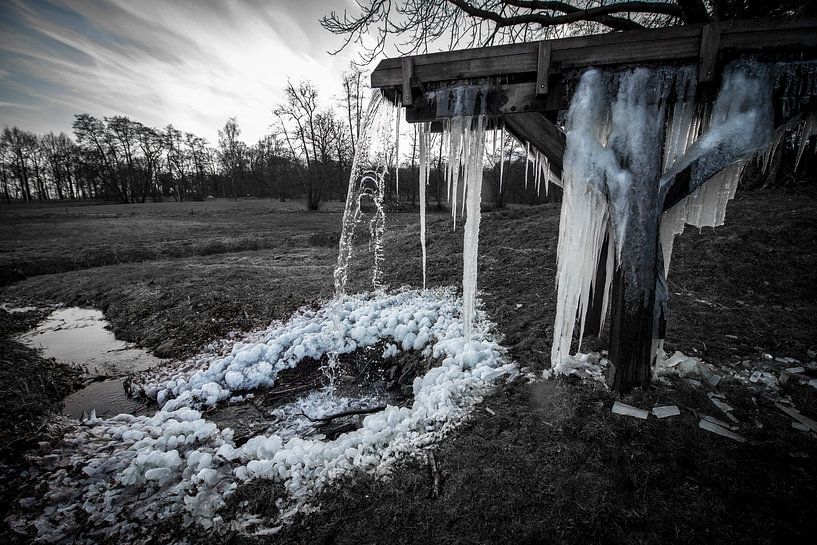 bevroren waterval , frozen waterfall von Rob Herstel