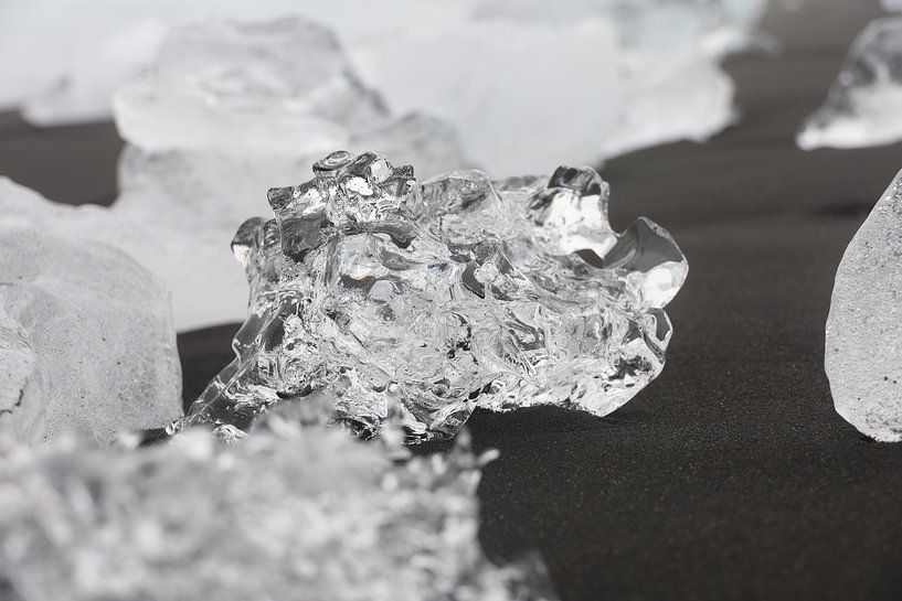 Diamond beach by G. van Dijk