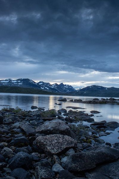 stone by Sebastian Stef